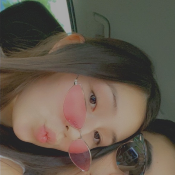 2 PAIRS OF CUTE SUNGLASSES - Picture 5 of 5